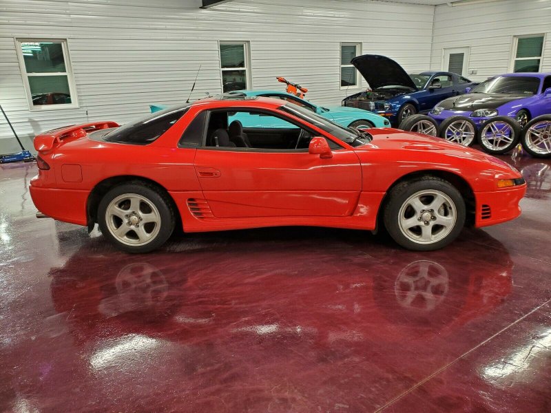 Illustration for article titled At $7,200, Does This 1991 Mitsubishi 3000GT VR-4 Have It All?